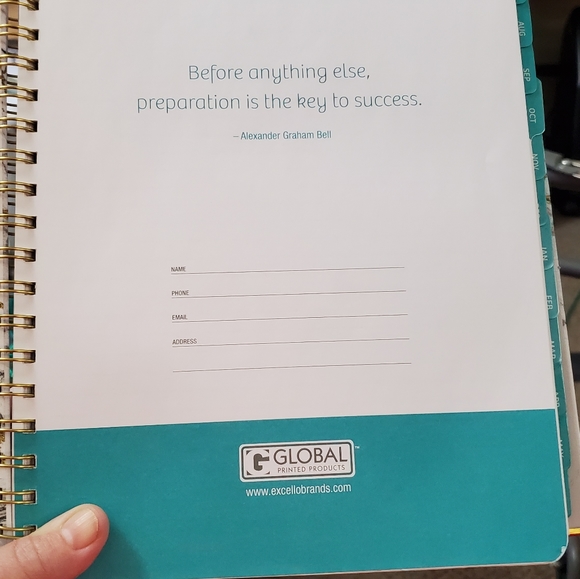 New never used 2021-2022 Academic yr Planner gold colored edges front corners - Picture 5 of 9